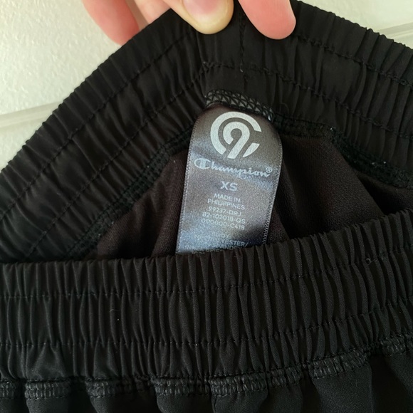 🍃🌸(2) CHAMPION shorts🌸🍃 - Picture 2 of 4